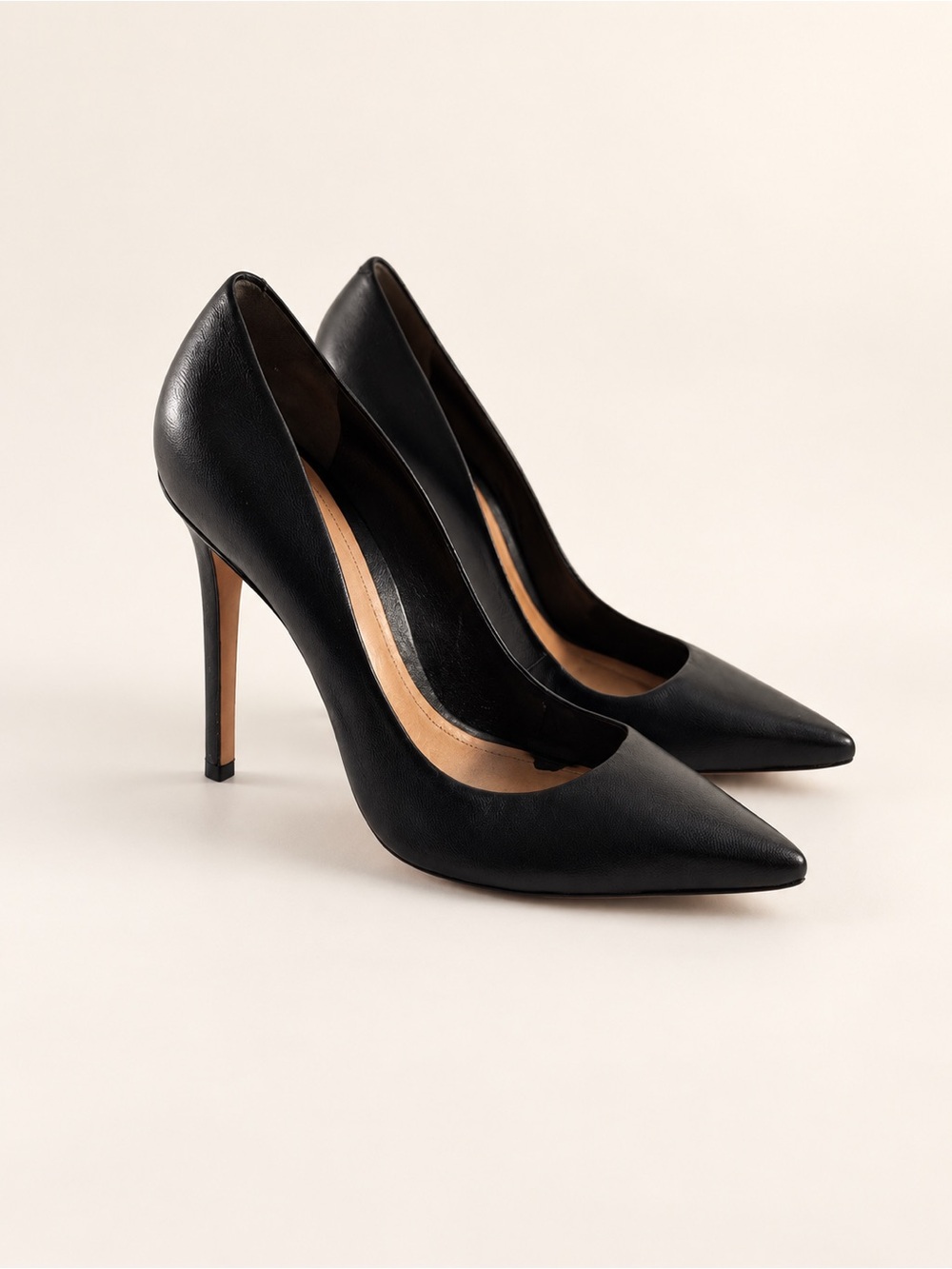 Schutz Leather Pointed-Toe Stiletto Pumps
